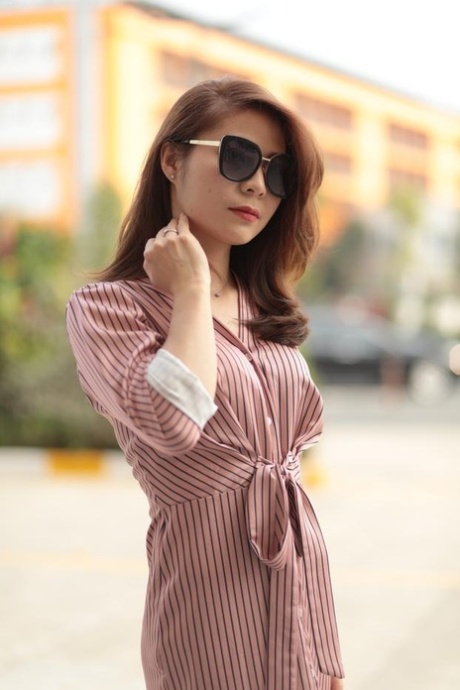 asiatisk offentlig topp xxx foto