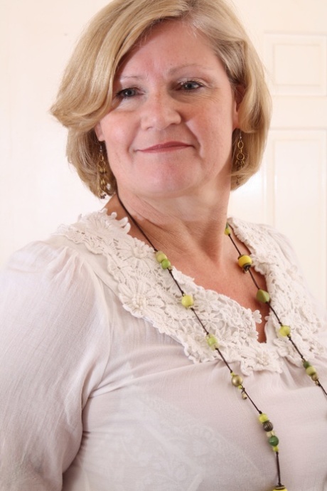 krągła babcia gorąco, ładnie zdjęcia