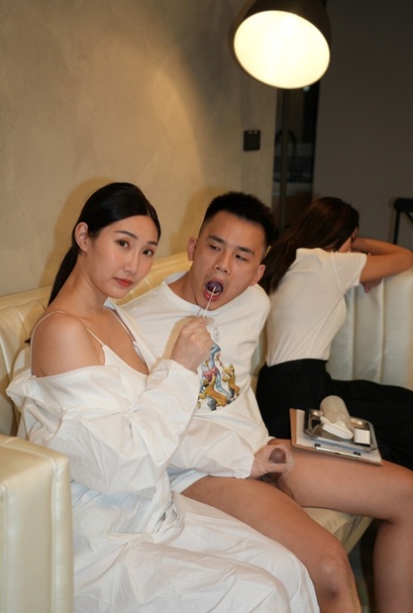 asiatisk flickvän perfekt fin foto