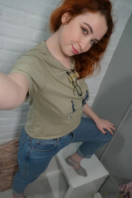 巨乳の自撮り ホットセクシー 写真