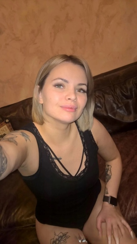 amateur selfie hot xxx archive