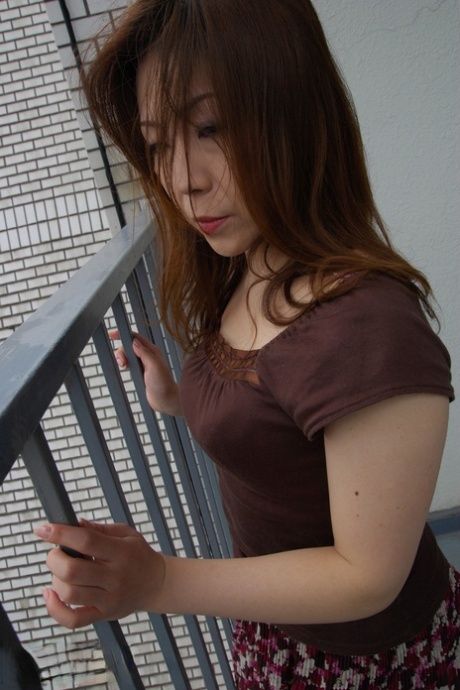 japanese milf sexy naked photo