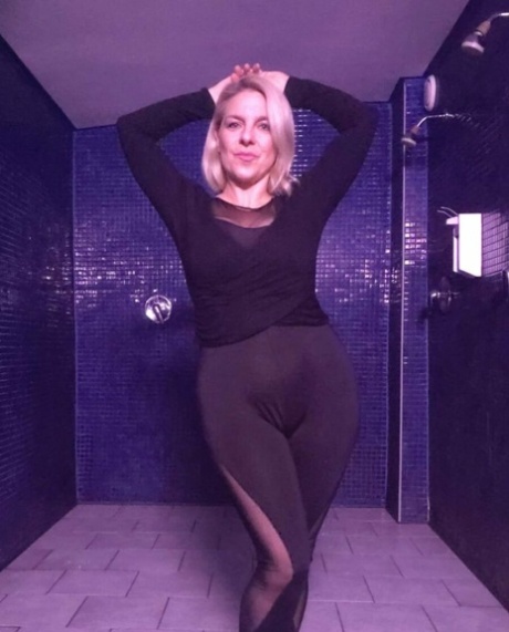 knubbig blond mogen exklusivt sex foton