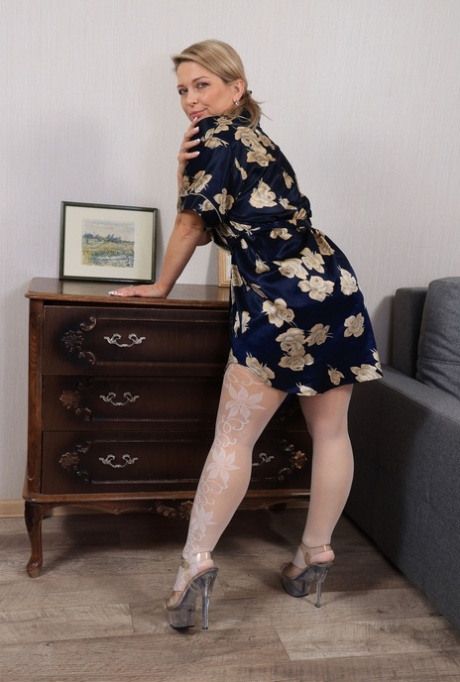 熟女 無料裸 写真