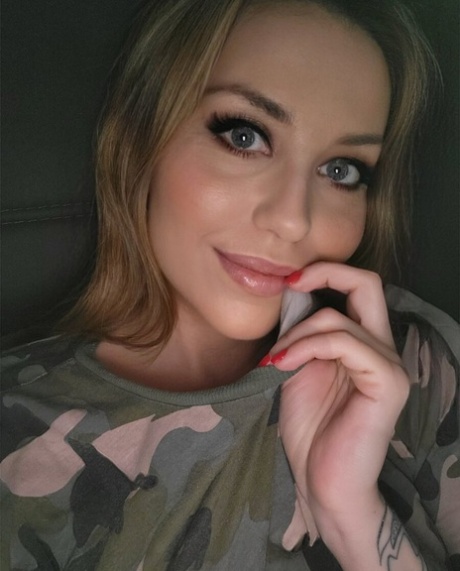sexy selfie naked img