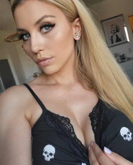 C košíčky prsa perfektní hd galerie