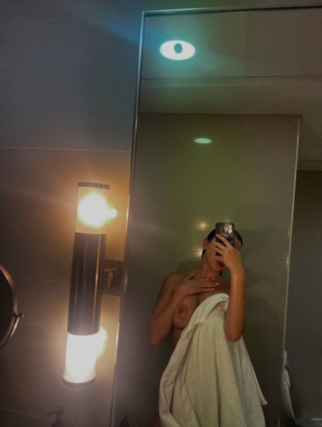 sexy selfie porn picture