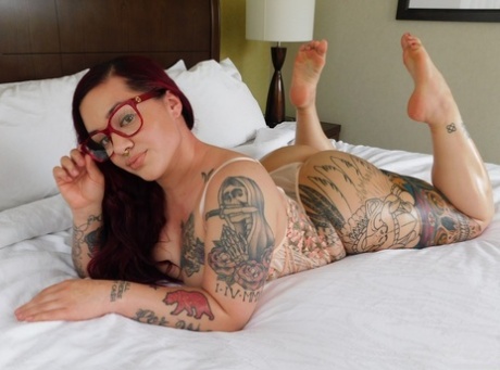 thick feet hot porn pic