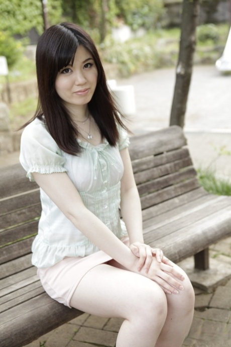アジア人主婦 ホットヌード 写真