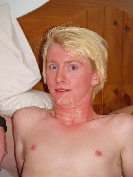 gay mangeant du sperme haut xxx archive