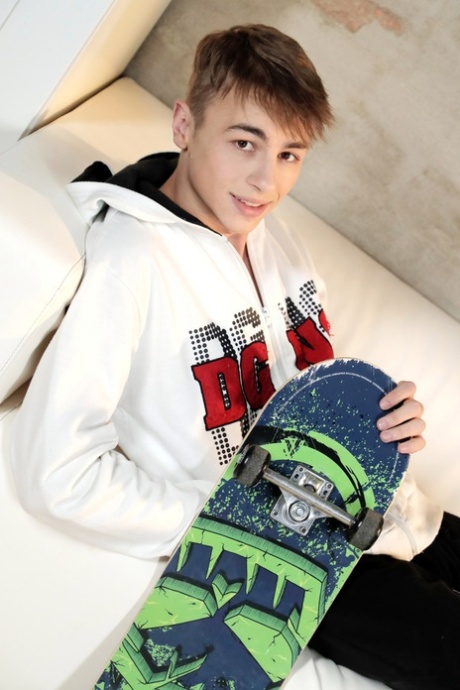 cute gay free pics