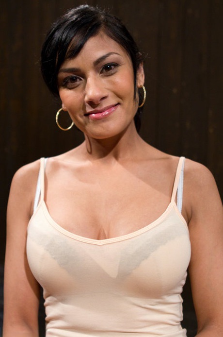 milf con capelli corti porno gratis fotografie