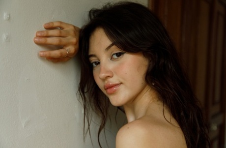 amateur petite art naked photo