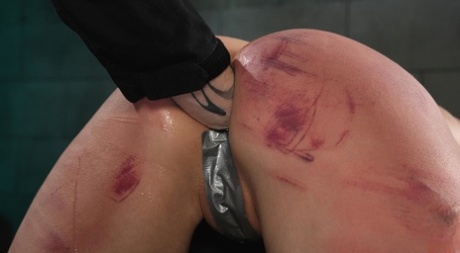 skinny bdsm free sex pic