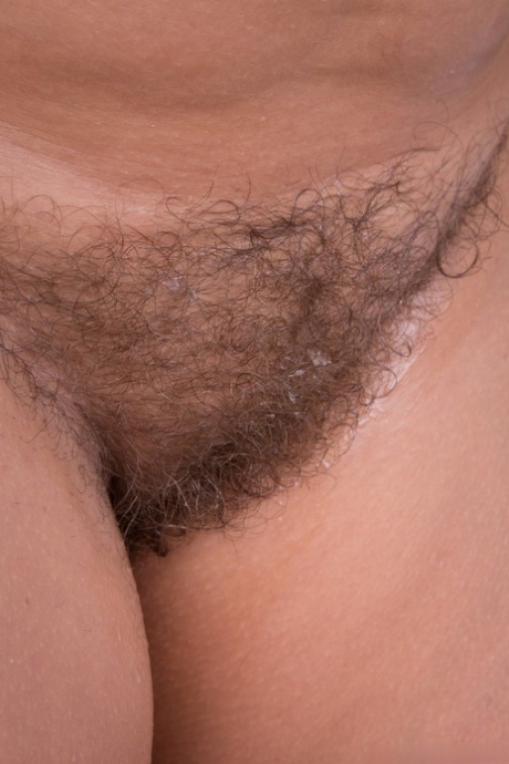 mature cumshot hd photos