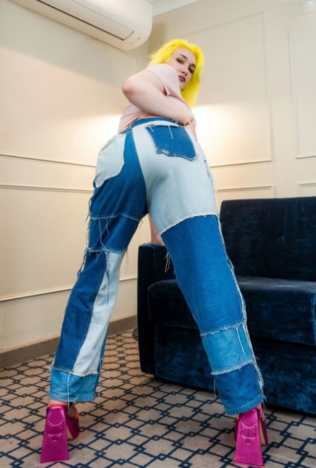 big ass shemale art nude image