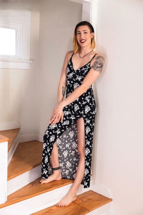 shemale šaty exkluzivní porno galerie