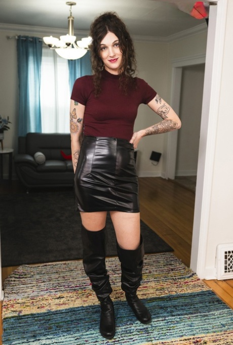 shemale skirt hot sexy galleries