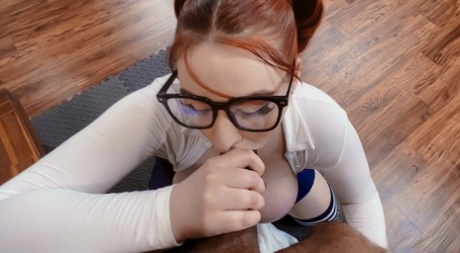 redhead glasses exclusive photos