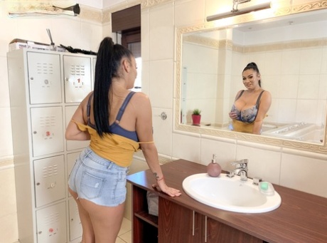 女子高生のスカート 素敵 画像
