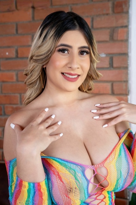 money hot xxx image