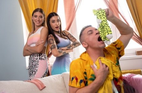 latina yoga pants exclusive photo