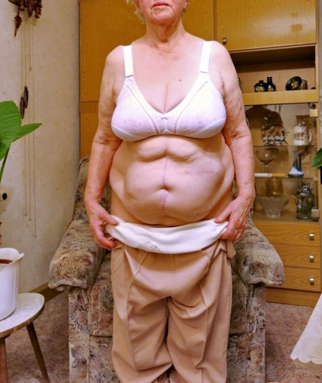 very old granny hot naked photos