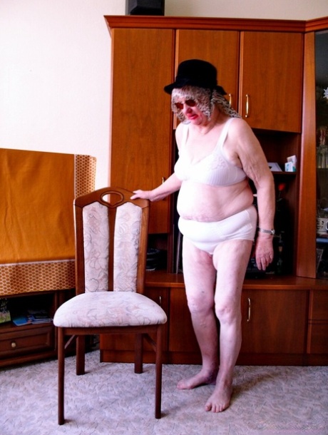granny lingerie sex pic