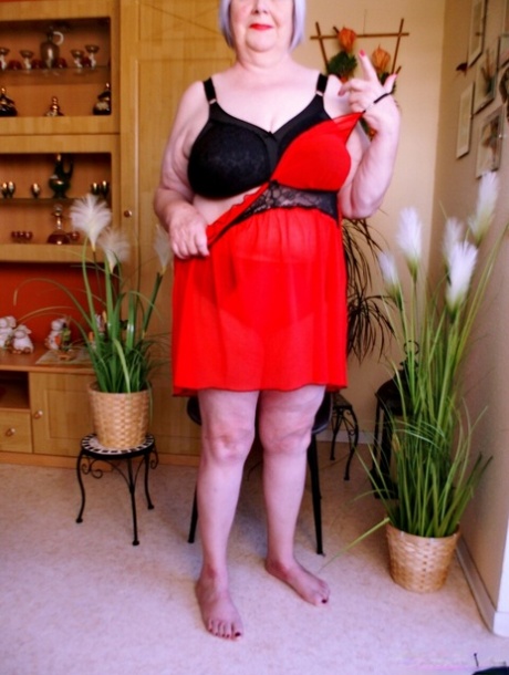 nonna formosa hd pornografico Immagine