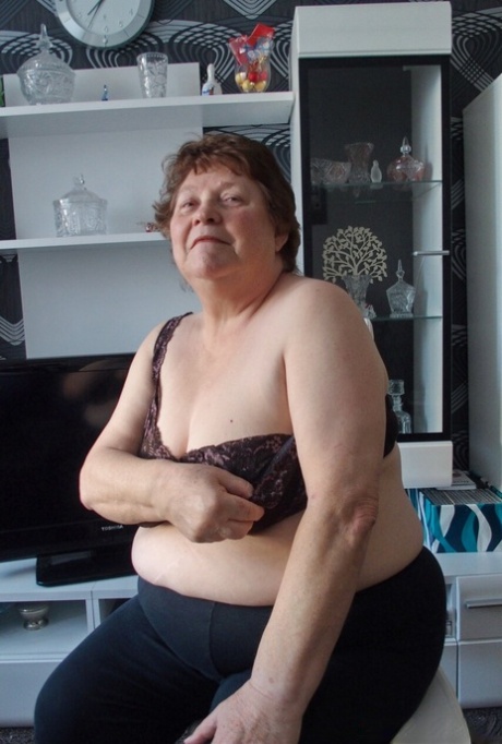 babička s velkými prsy horké xxx obr