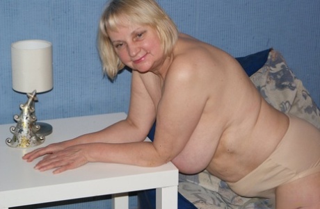 初めてのレズビアン 無料xxx 写真