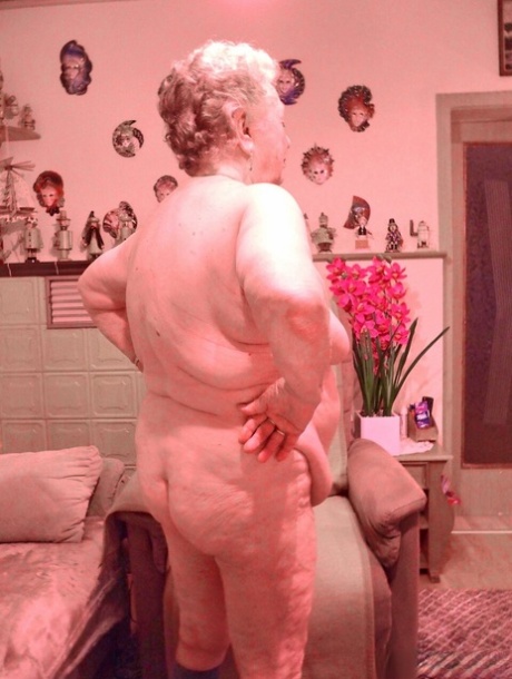 Oma Arsch nackt top bilder