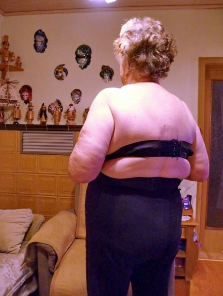 plump hot naked archive