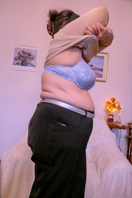 křivky babička sexy galerie