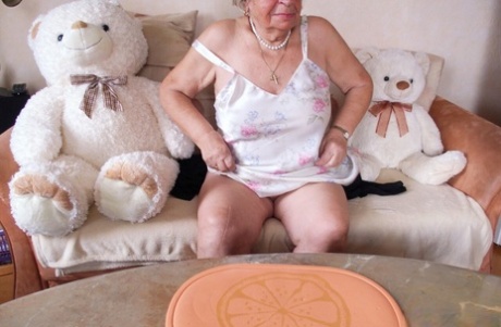 very old granny nice images