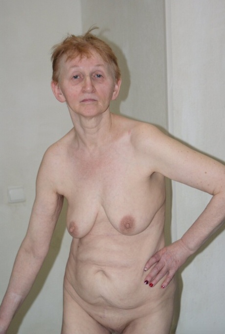 wrinkled granny porno photos