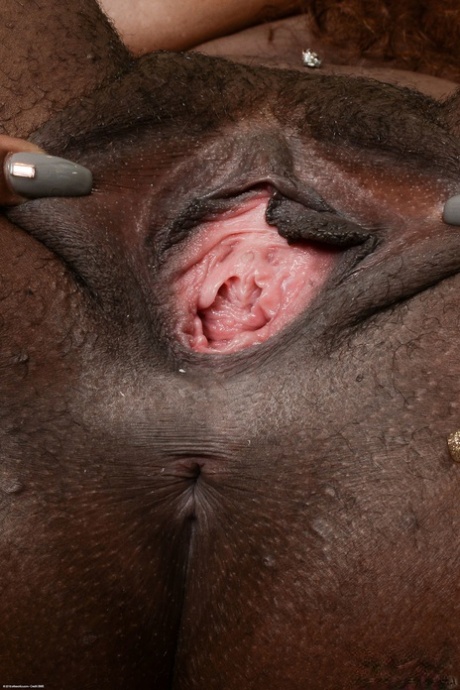 éjaculation de gros seins haut gratuit img