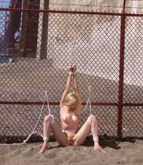 outdoor bdsm sexy galleries