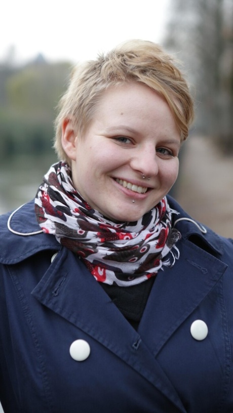 chubby short hair xxx photos