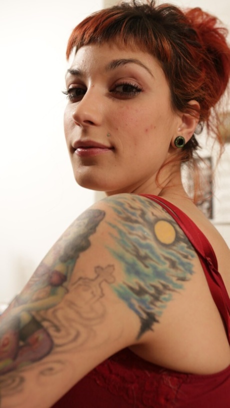 tattooed redhead art nude galleries