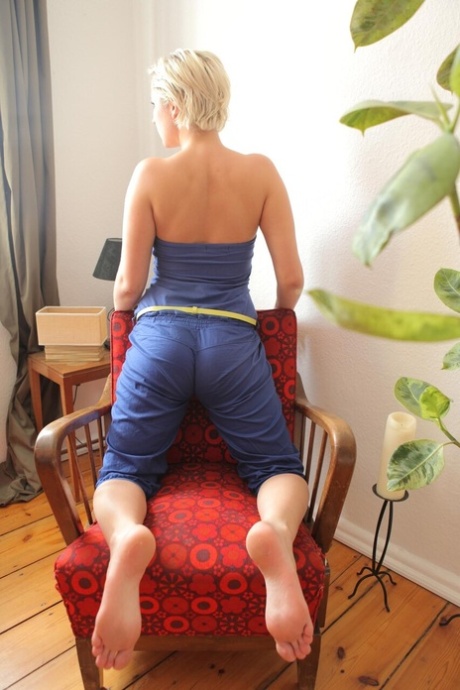 Krankenschwester Upskirt erotische nackt bild