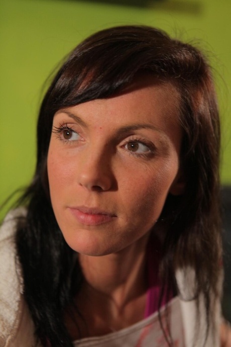 Brünette BDSM top erwachsene bilder