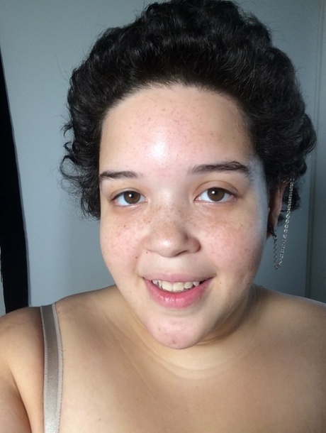 faccia paffuta sesso bollente archivio