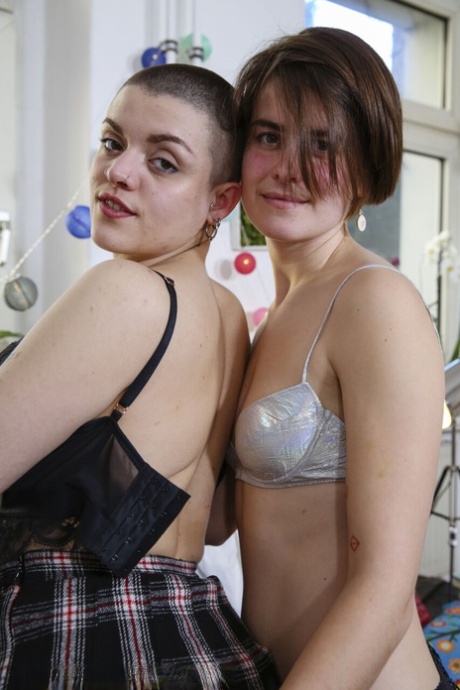 ドイツのティーン セクシーヌード 画像