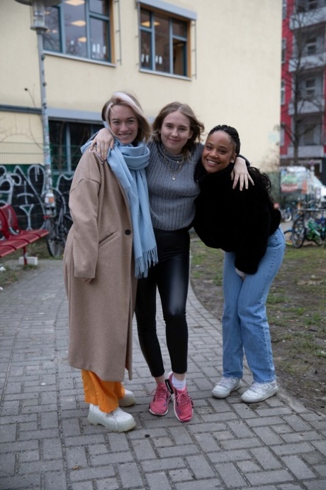 german amateur pornographic images