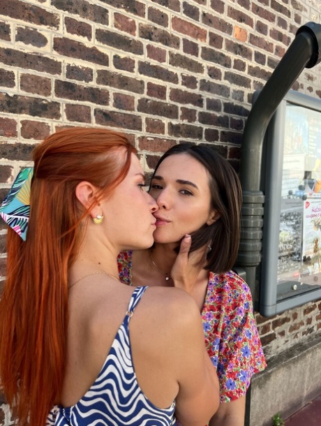 redhead outdoor beautiful naked picture