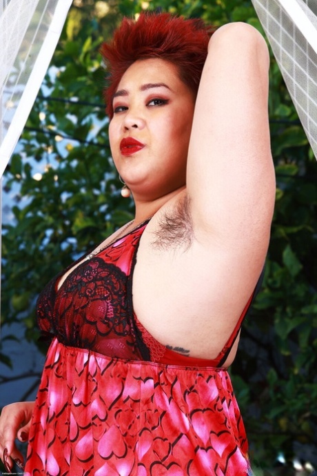 fette Asiatin perfekte schöne bilder