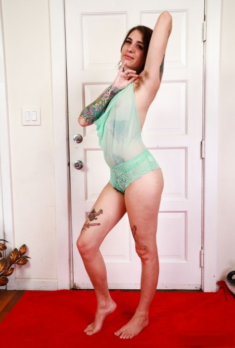 lange magere brunette hd-seks foto