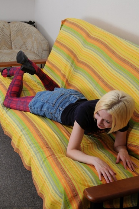 teen shorts free sex img