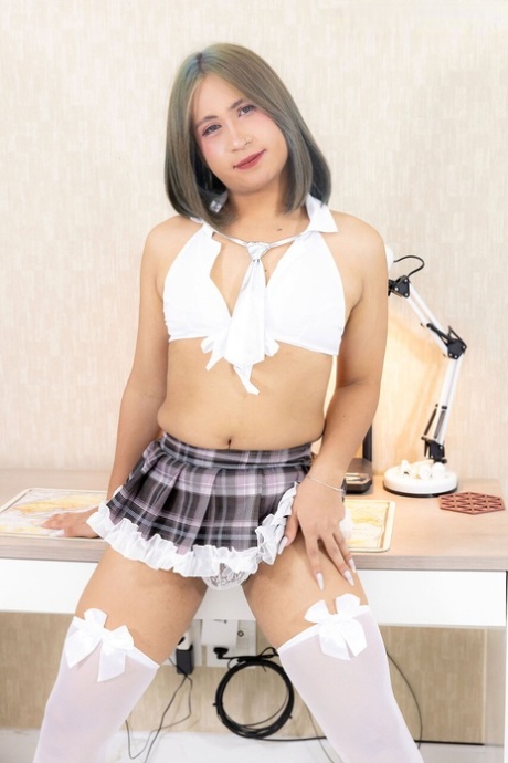 レディーボーイストッキング 美しい 画像